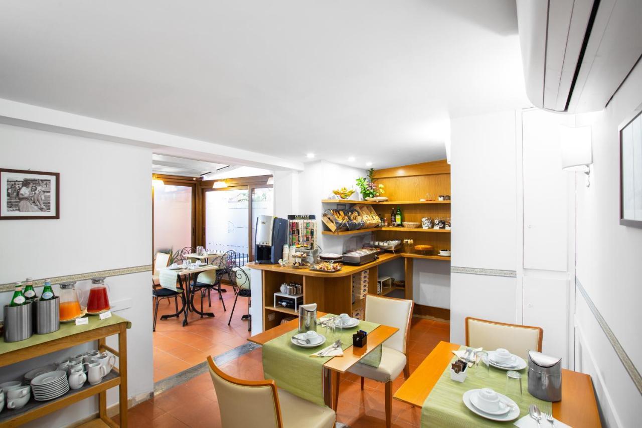 Hotel Piazza Di Spagna Rome Buitenkant foto